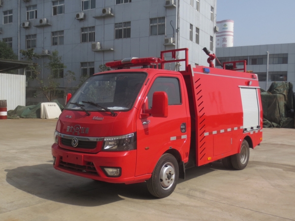 途逸單排水罐消防車（藍(lán)牌）